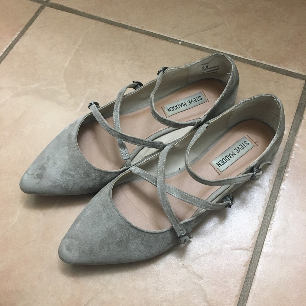 Taupe Steve Madden Pointed Toe Flats🐨
